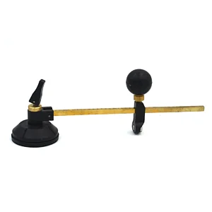 TAGLIAVETRO CIRCOLARE CON VENTOSA